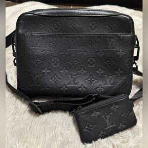 LOUIS VUITTON DUO MESSENGER CROSSBODY BAG